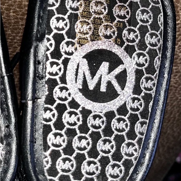 MICHAEL KORS BLACK VELVET BABY BOOTS BOOTIES WITH BLACK VELVET TIES BRAND NEW - Picture 4 of 5